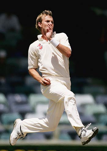 Brett Lee Brett Lee, no. 3 in our list of top 5 fast bowlers in the last decade