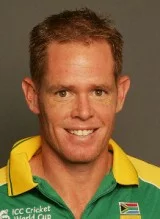 Top 10 bowlers greatest of all time Shaun Pollock one of the top greatest 10 bowlers of all time