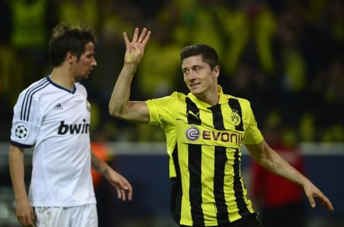 Robert Lewandowski to Bayern Munich