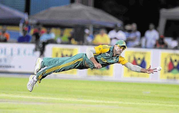 Top 10 Best Fielders of Current Time