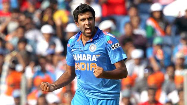 Top 10 Best ODI Bowlers of 2015