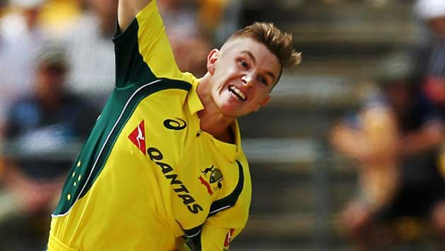 Top 10 Best ODI Bowlers in 2016