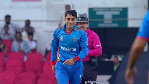 Top 10 Best ODI Bowlers in 2016