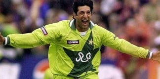 Top 10 greatest pakistani bowlers of all time